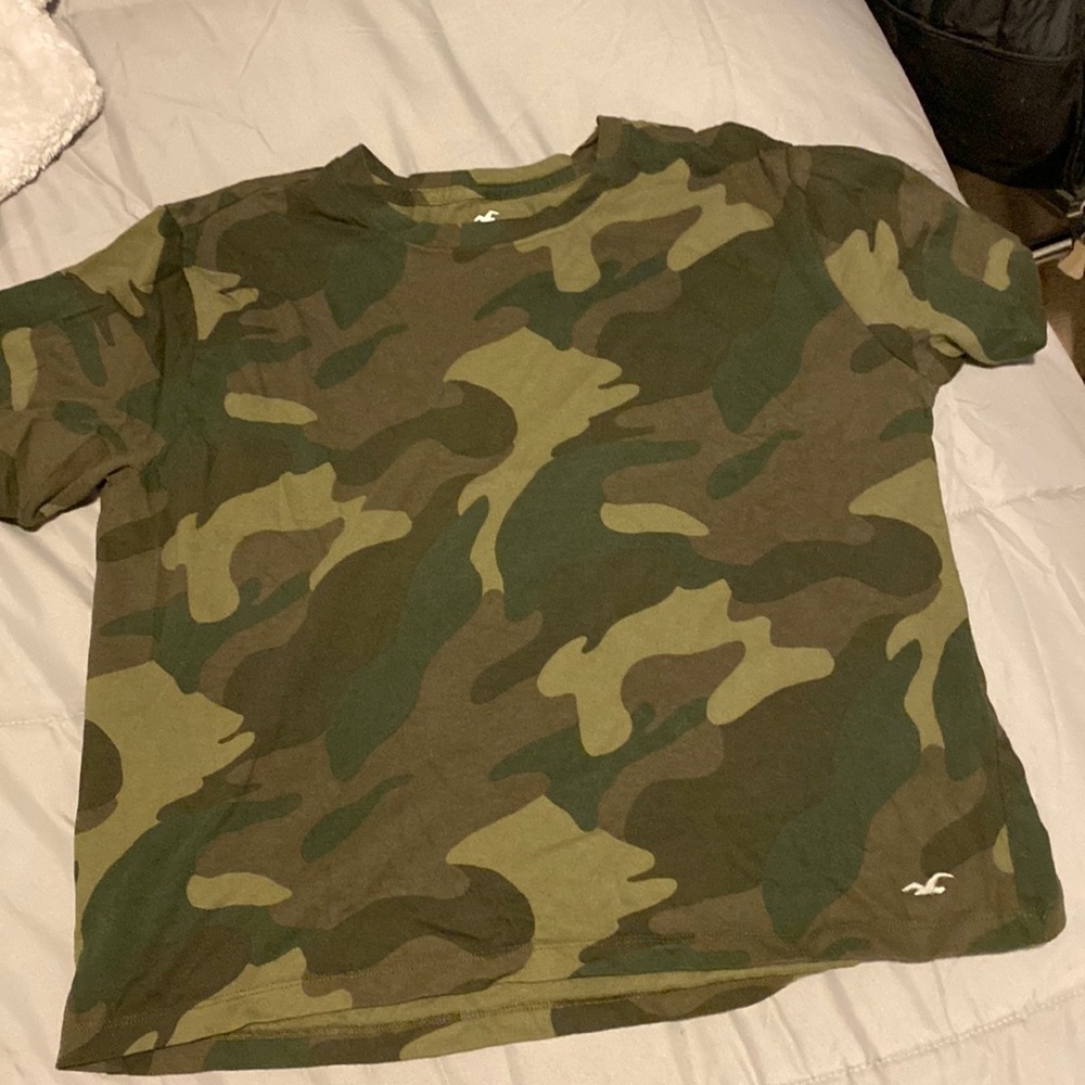 Hollister shirt